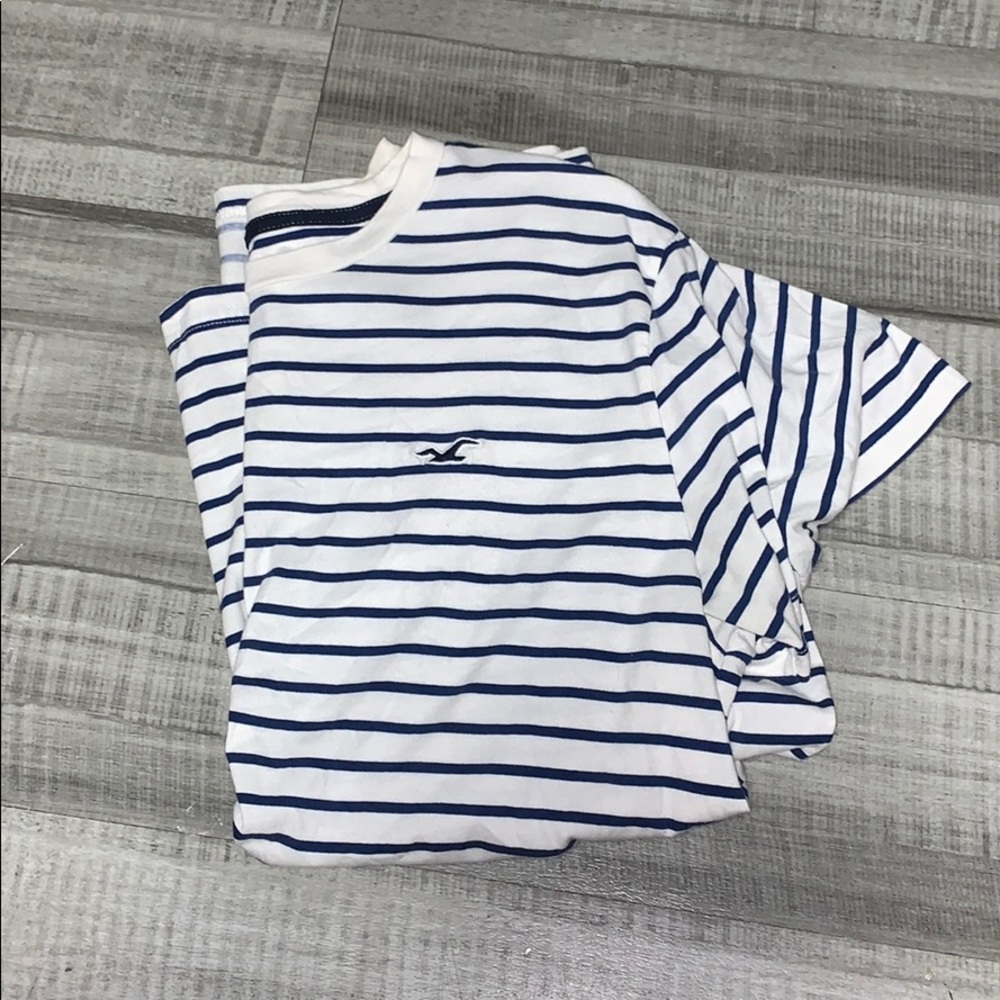 Men’s hollister graphic tee